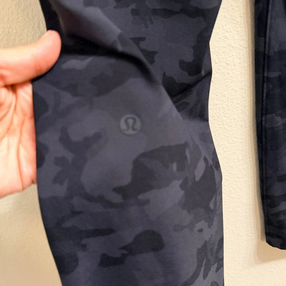 Lululemon On the Fly 7/8 Pant Camo Black Gray Size 12 Pockets Athleisure